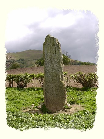 Dragon's Post Standing Stone, Denbigh